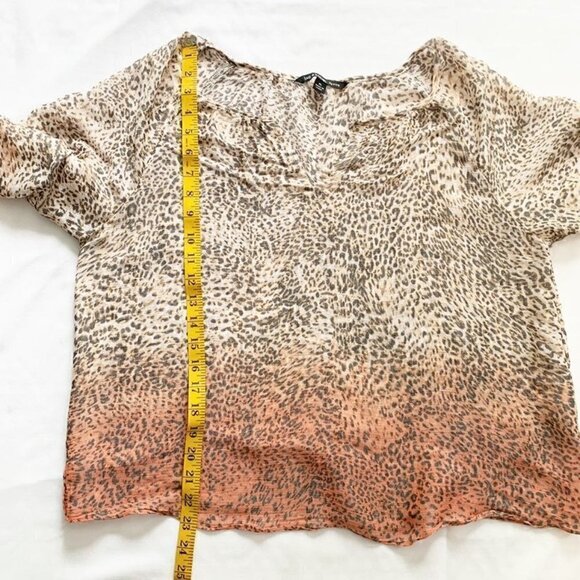 5/$25 Zac & Rachel animal print flowy top - Picture 7 of 7